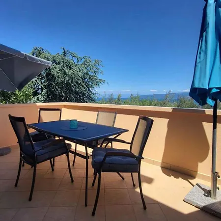 Appartamento In Ravni/istrien 8872 *